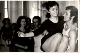 I miejsce na IV Wojewódzkim Konkursie Tańców Krajów Rad (1975 r.) II miejsce na I Ogólnopolskim Konkursie Tańców Narodów Związku Radzieckiego (1975 r.) I miejsce na Festiwalu Tańców Rosyjskich i Radzieckich (1978 r.) Wyróżnienie na Festiwalu Studenckich Zespołów Folklorystycznych w Katowicach (1978 r.) Nagroda Ministra Nauki i Szkolnictwa Wyższego (1983 r.) IV Międzynarodowy Studencki Festiwal Zespołów Folklorystycznych w Sosnowcu – wyróżnienie (1984 r.) Nagroda Ministra Edukacji Narodowej (1989 r.) Dyplom Honorowy Ministra Kultury i Sztuki za upowszechnianie kultury (1989 r.) Odznaka „Zasłużony dla Politechniki Śląskiej” (1998 r.) Dyplom Ministra Kultury za szczególne osiągnięcia w upowszechnianiu kultury (2004 r.) 16. Międzynarodowe Spotkania Folklorystyczne 42. Tydzień Kultury Beskidzkiej – Nagroda za wysoki poziom wykonawczy programu oraz dbałość o zachowanie tradycyjnych cech regionalnych (2005 r.) Złota Odznaka Honorowa za Zasługi dla Województwa Śląskiego (2014 r.) „Brązowy Medal Zasłużony Kulturze Gloria Artis” (2019 r.) „Marka Śląskie” w kategorii Dziedzictwo Kulturowe Regionu (2024 r.)